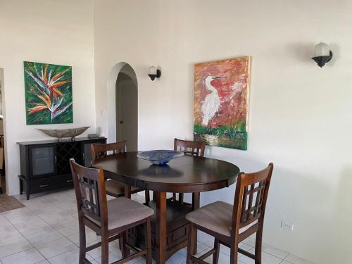 rr_villa_dining_2_barbados